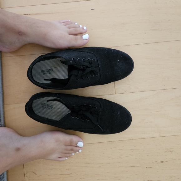 Womens used shoes sneakers size 7.5 black - Picture 2 of 3